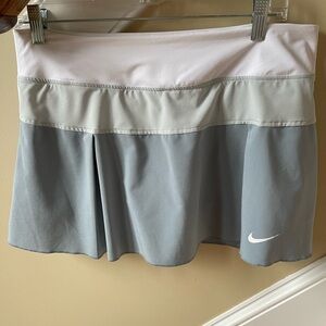 Nike Drifit Tennis Skirt size Medium